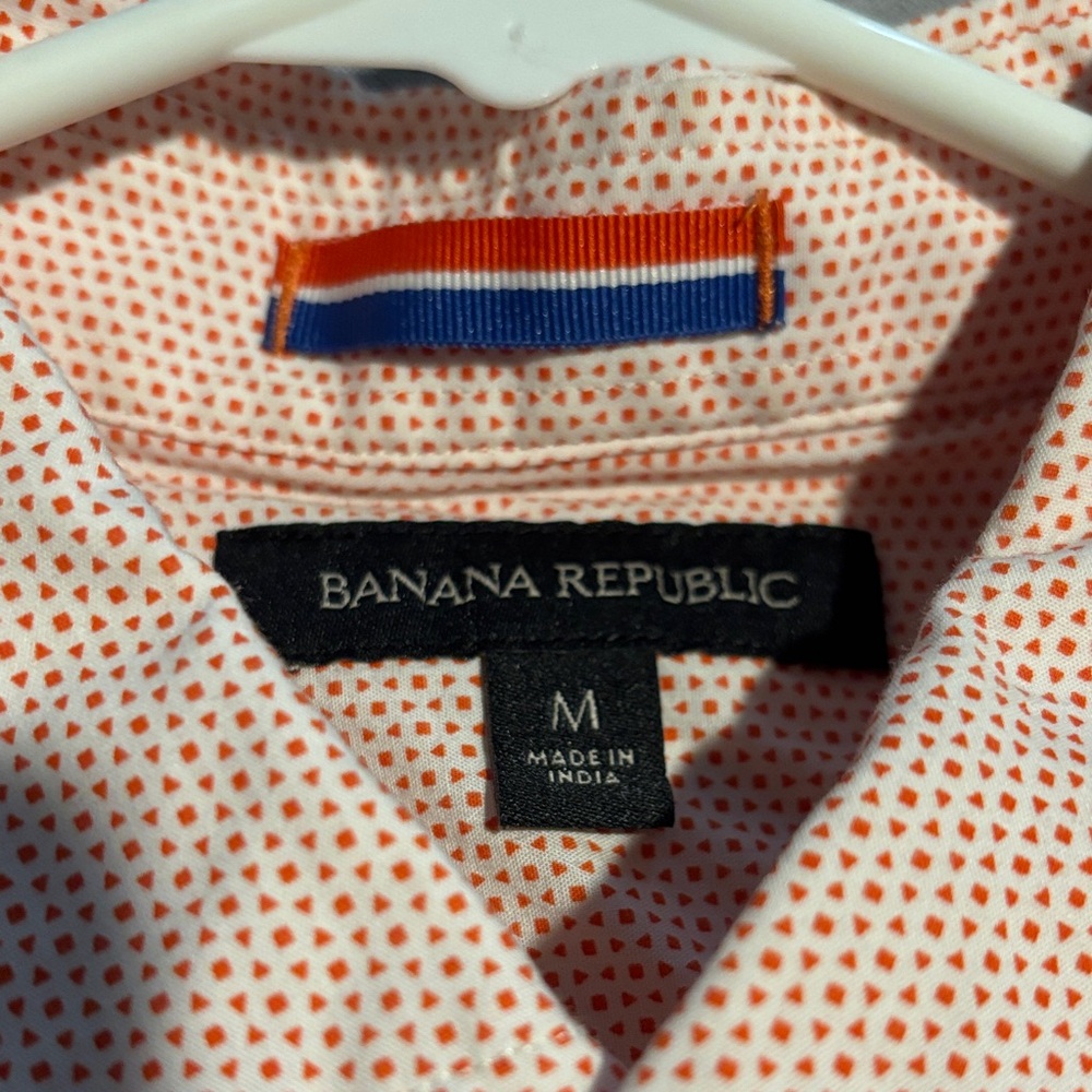 Banana Republic Soft Orange Pattern Button-Down S… - image 2